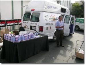 Go Hollywood Mobile Grooming van at a special event.