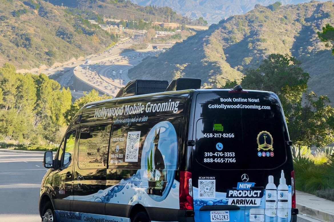Hollywood Mobile Grooming Opens Its Doors in Burbank